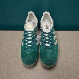 Adidas Green and Tan  Classic Sneakers